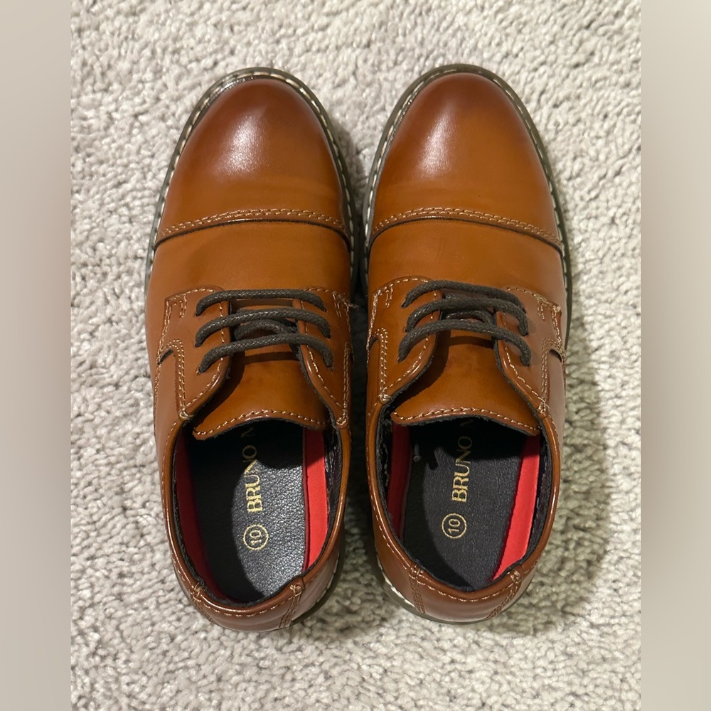 Like New Boys' Vegan Leather Dress Shoes - Size 10 (Toddler)